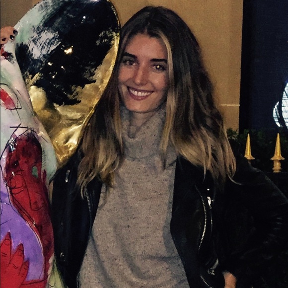 Meet your Posher, Samantha - Picture 2 of 3